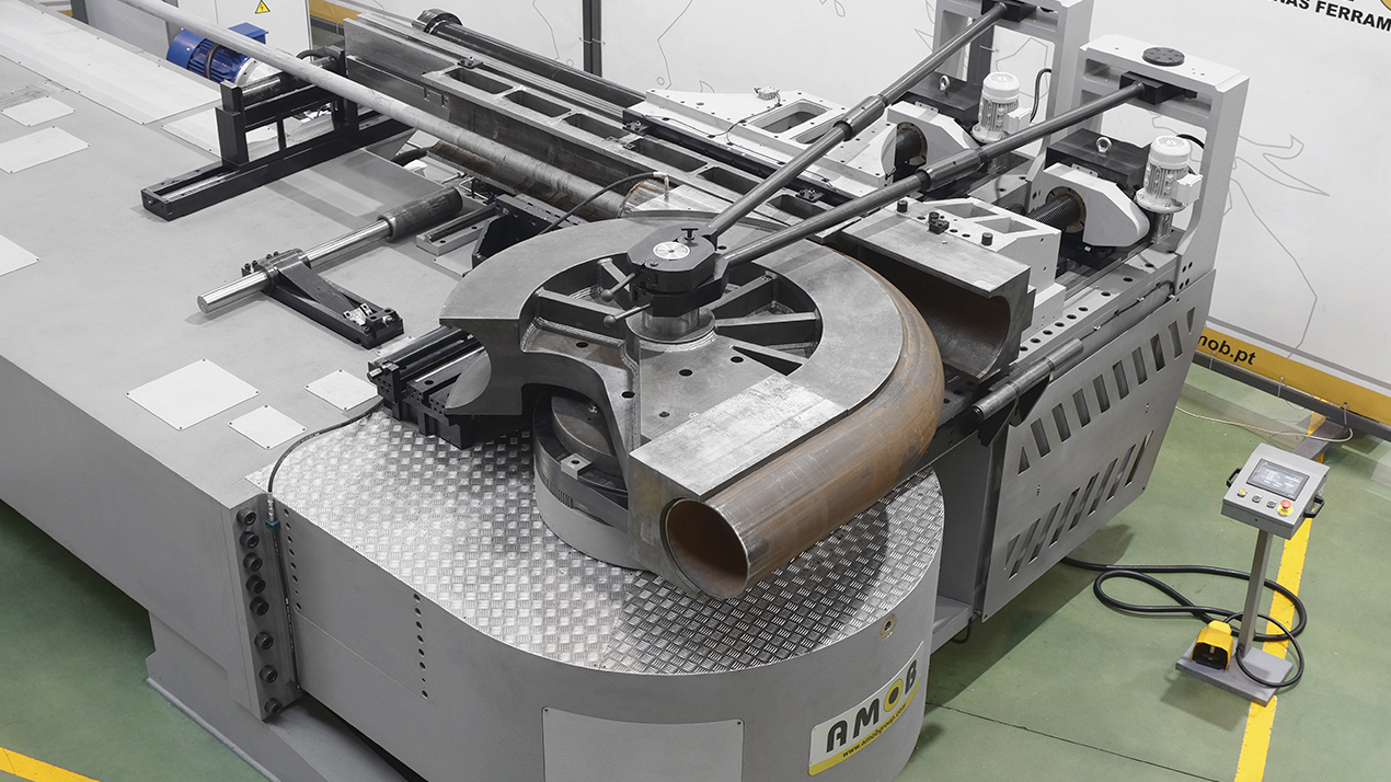 خم کاری لوله استیل با دستگاه CNC خم کاری لوله استیل با دستگاه CNC