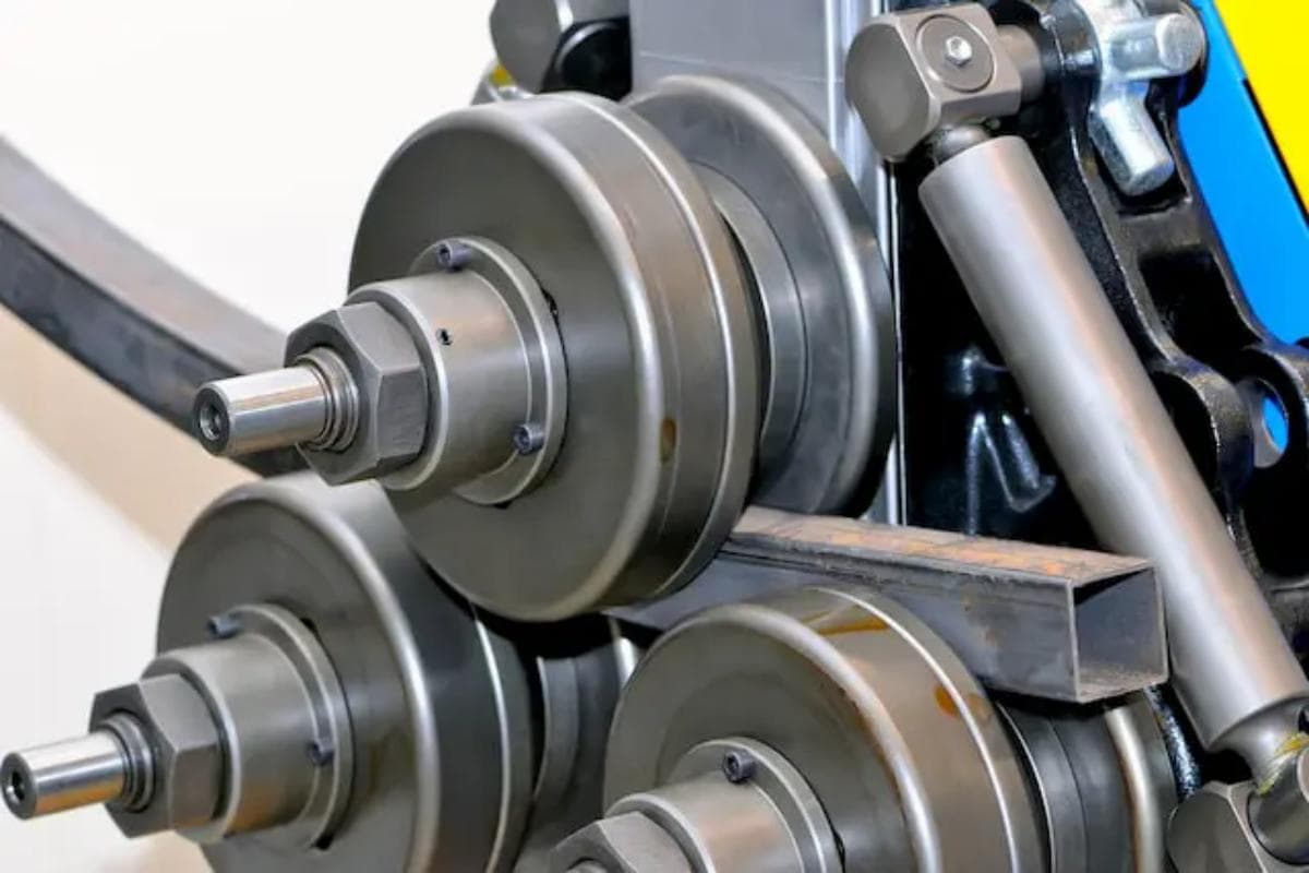 7 عامل مؤثر بر قیمت خمکاری لوله در بازار عامل مؤثر بر قیمت خمکاری لوله